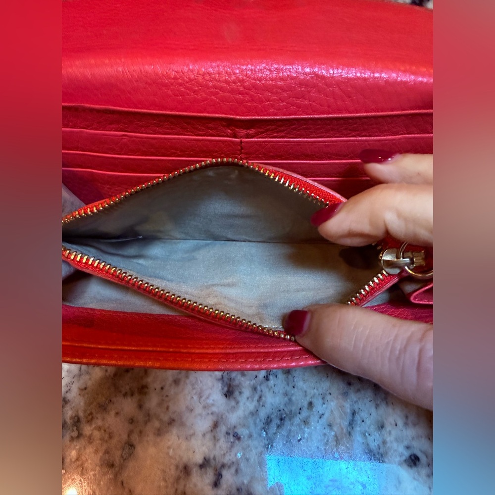 🧡 Authentic Chloé Paradise Pink Leather Wallet w/ authentication card. EUC - Picture 15 of 16